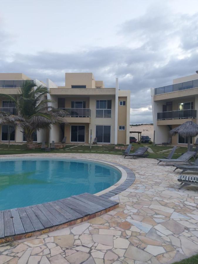 Vilas Na Praia Residence O Paraíso É Aqui Aracati Esterno foto
